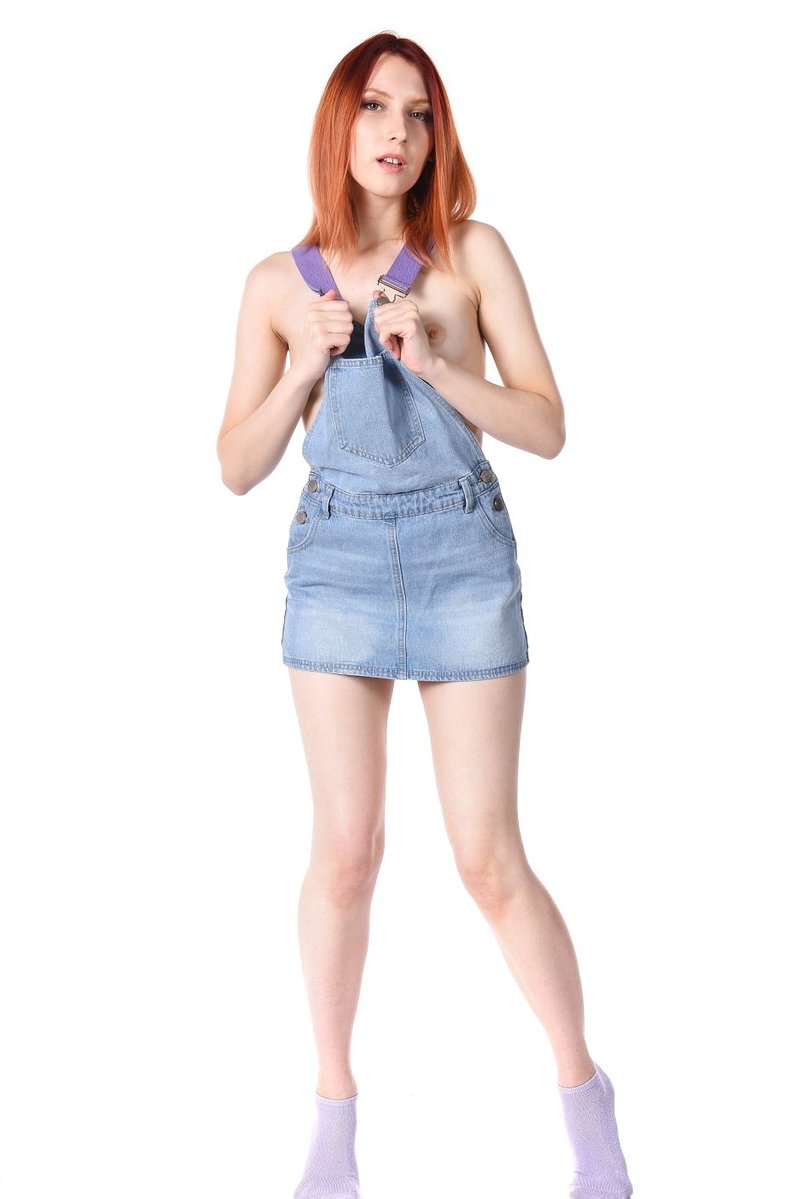 Мила, 22 года, 2 размер груди